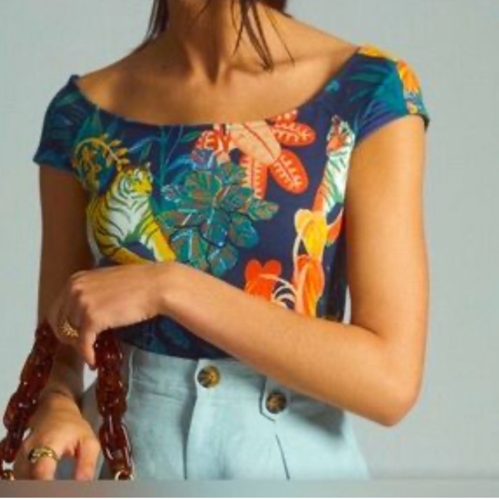 Maeve by Anthropologie XS Navy Blue Jungle Tiger Print Off-Shoulder Crop Top